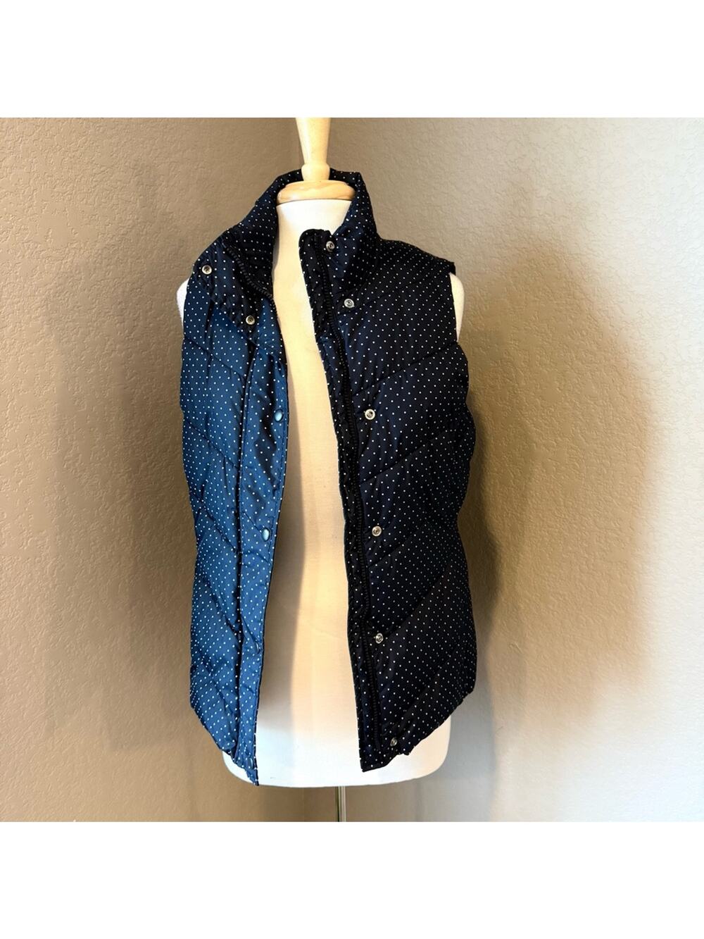GAP Dark Blue Puffer Vest with White Dots Medium